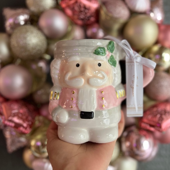 ✨NEW🩰Arlington Designs Pink Nutcracker Christmas Mug🎄 - Picture 5 of 7